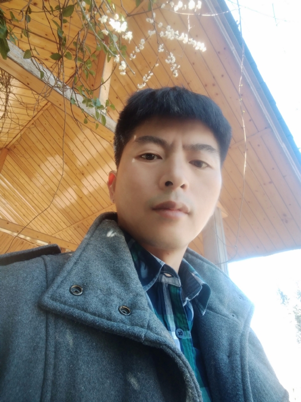 阿明的第二张照片--龙南中老年相亲网